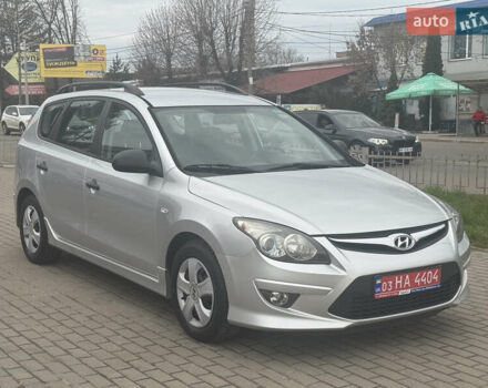 Серый Хендай i30, объемом двигателя 1.4 л и пробегом 220 тыс. км за 6450 $, фото 12 на Automoto.ua