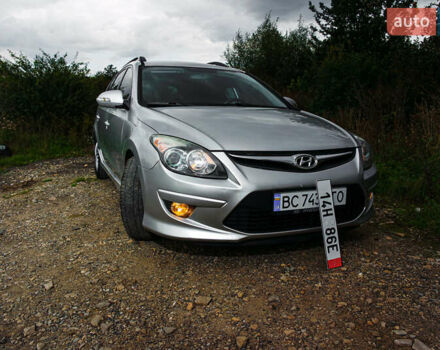 Серый Хендай i30, объемом двигателя 1.4 л и пробегом 227 тыс. км за 5400 $, фото 42 на Automoto.ua