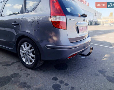 Сірий Хендай i30, об'ємом двигуна 1.4 л та пробігом 167 тис. км за 7400 $, фото 10 на Automoto.ua