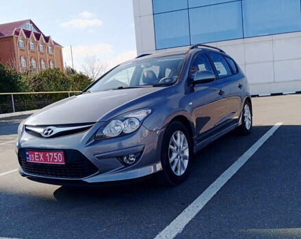 Сірий Хендай i30, об'ємом двигуна 1.4 л та пробігом 167 тис. км за 7400 $, фото 2 на Automoto.ua