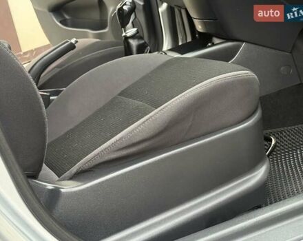 Хендай i30 2012 в Дрогобыче на Automoto.ua Серый Хендай i30, объемом двигателя 1.4 л и пробегом 230 тыс. км за 5650 $, фото 59 на Automoto.ua