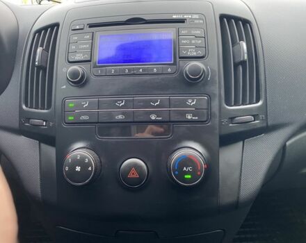 Серый Хендай i30, объемом двигателя 1.6 л и пробегом 87 тыс. км за 8200 $, фото 14 на Automoto.ua