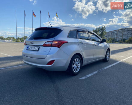 Сірий Хендай i30, об'ємом двигуна 1.59 л та пробігом 222 тис. км за 10100 $, фото 3 на Automoto.ua