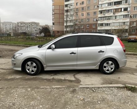 Серый Хендай i30, объемом двигателя 1.6 л и пробегом 87 тыс. км за 8200 $, фото 5 на Automoto.ua
