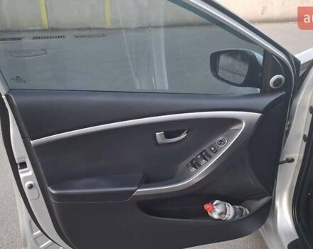 Сірий Хендай i30, об'ємом двигуна 1.6 л та пробігом 147 тис. км за 11500 $, фото 34 на Automoto.ua