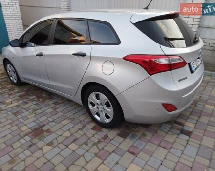 Серый Хендай i30, объемом двигателя 1.4 л и пробегом 203 тыс. км за 7777 $, фото 12 на Automoto.ua