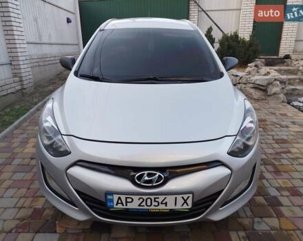 Серый Хендай i30, объемом двигателя 1.4 л и пробегом 203 тыс. км за 7777 $, фото 2 на Automoto.ua