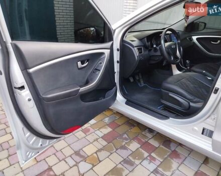 Серый Хендай i30, объемом двигателя 1.4 л и пробегом 203 тыс. км за 7777 $, фото 15 на Automoto.ua