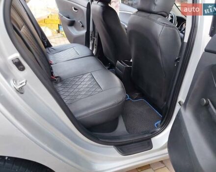 Серый Хендай i30, объемом двигателя 1.4 л и пробегом 203 тыс. км за 7777 $, фото 20 на Automoto.ua