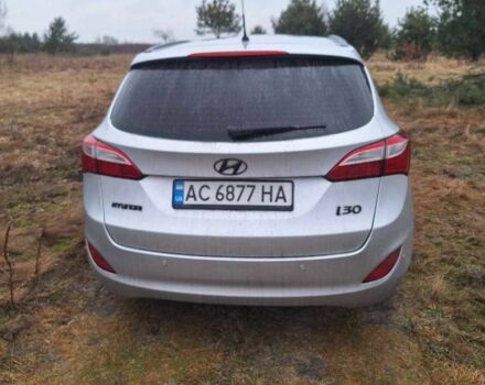 Серый Хендай i30, объемом двигателя 1.4 л и пробегом 262 тыс. км за 7575 $, фото 2 на Automoto.ua