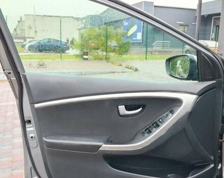Хендай i30 2013 в Киеве на Automoto.ua Серый Хендай i30, объемом двигателя 1.58 л и пробегом 231 тыс. км за 11500 $, фото 12 на Automoto.ua