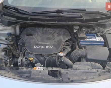 Сірий Хендай i30, об'ємом двигуна 1.6 л та пробігом 147 тис. км за 11500 $, фото 43 на Automoto.ua