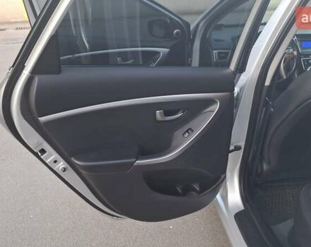 Сірий Хендай i30, об'ємом двигуна 1.6 л та пробігом 147 тис. км за 11500 $, фото 35 на Automoto.ua