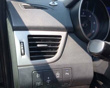 Сірий Хендай i30, об'ємом двигуна 1.6 л та пробігом 280 тис. км за 8250 $, фото 6 на Automoto.ua