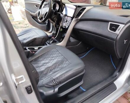 Серый Хендай i30, объемом двигателя 1.4 л и пробегом 203 тыс. км за 7777 $, фото 19 на Automoto.ua