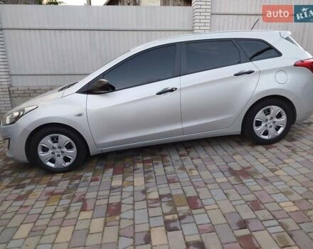 Серый Хендай i30, объемом двигателя 1.4 л и пробегом 203 тыс. км за 7777 $, фото 4 на Automoto.ua