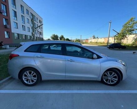 Сірий Хендай i30, об'ємом двигуна 1.58 л та пробігом 190 тис. км за 8999 $, фото 15 на Automoto.ua