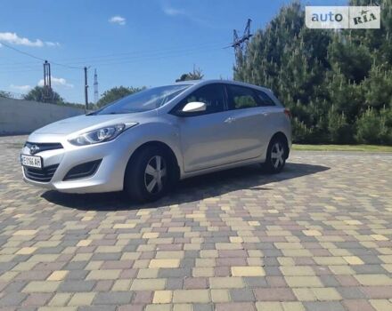 Сірий Хендай i30, об'ємом двигуна 1.4 л та пробігом 169 тис. км за 7999 $, фото 14 на Automoto.ua