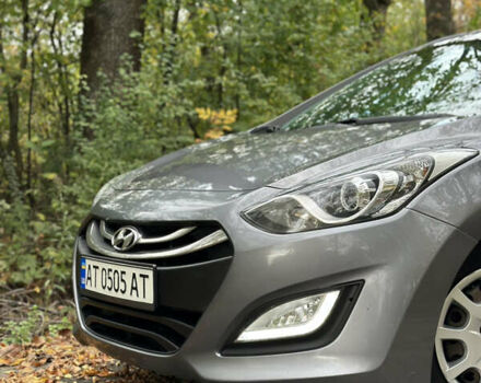 Серый Хендай i30, объемом двигателя 1.6 л и пробегом 208 тыс. км за 8500 $, фото 5 на Automoto.ua