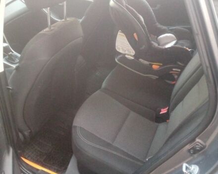 Сірий Хендай i30, об'ємом двигуна 1.6 л та пробігом 161 тис. км за 8700 $, фото 9 на Automoto.ua