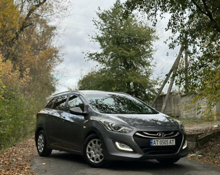 Серый Хендай i30, объемом двигателя 1.6 л и пробегом 208 тыс. км за 8500 $, фото 1 на Automoto.ua