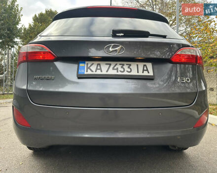 Сірий Хендай i30, об'ємом двигуна 1.58 л та пробігом 150 тис. км за 9800 $, фото 18 на Automoto.ua