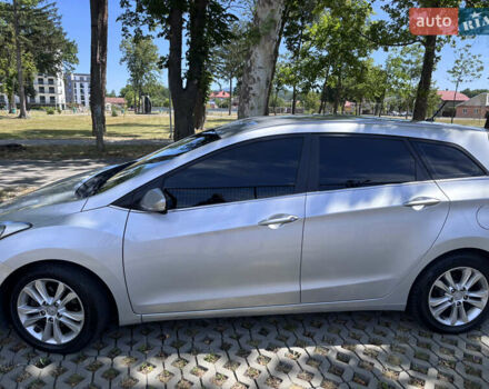 Серый Хендай i30, объемом двигателя 1.58 л и пробегом 250 тыс. км за 10500 $, фото 19 на Automoto.ua