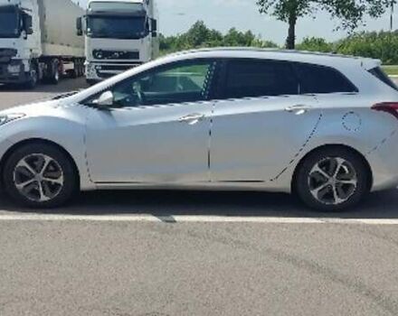 Сірий Хендай i30, об'ємом двигуна 1.58 л та пробігом 179 тис. км за 10500 $, фото 1 на Automoto.ua