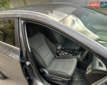 Сірий Хендай i30, об'ємом двигуна 1.58 л та пробігом 150 тис. км за 9800 $, фото 50 на Automoto.ua