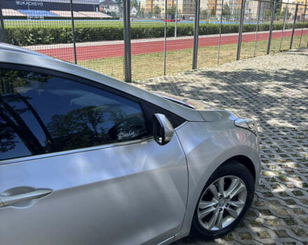 Серый Хендай i30, объемом двигателя 1.58 л и пробегом 250 тыс. км за 10500 $, фото 14 на Automoto.ua