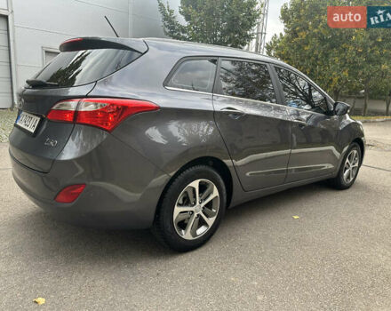 Сірий Хендай i30, об'ємом двигуна 1.58 л та пробігом 150 тис. км за 9800 $, фото 19 на Automoto.ua