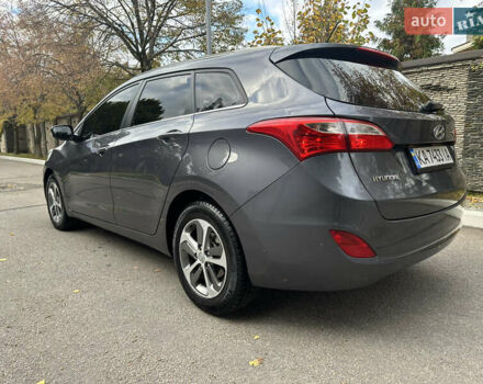 Сірий Хендай i30, об'ємом двигуна 1.58 л та пробігом 150 тис. км за 9800 $, фото 16 на Automoto.ua