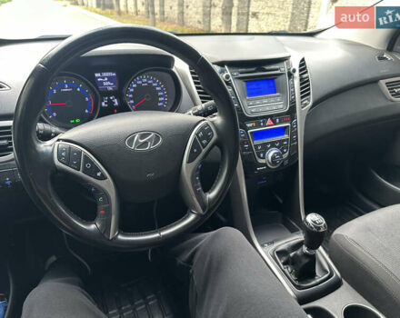 Сірий Хендай i30, об'ємом двигуна 1.58 л та пробігом 150 тис. км за 9800 $, фото 63 на Automoto.ua