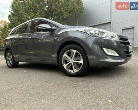 Сірий Хендай i30, об'ємом двигуна 1.58 л та пробігом 150 тис. км за 9800 $, фото 34 на Automoto.ua