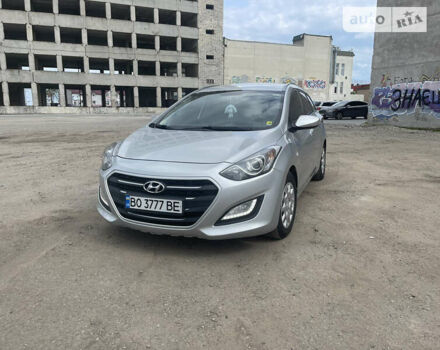 Сірий Хендай i30, об'ємом двигуна 1.4 л та пробігом 220 тис. км за 9900 $, фото 21 на Automoto.ua