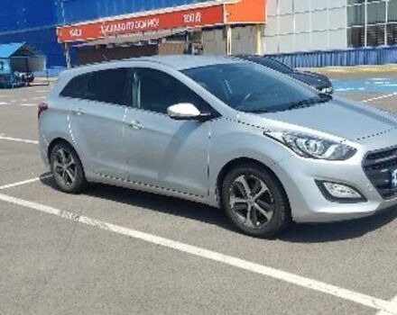 Сірий Хендай i30, об'ємом двигуна 1.58 л та пробігом 179 тис. км за 10500 $, фото 3 на Automoto.ua