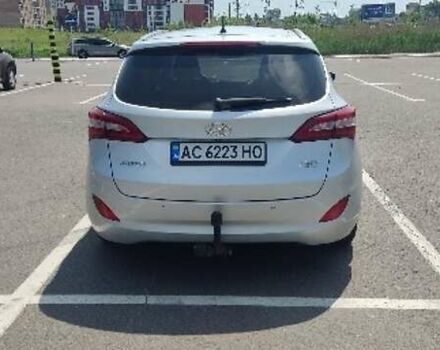 Сірий Хендай i30, об'ємом двигуна 1.58 л та пробігом 179 тис. км за 10500 $, фото 4 на Automoto.ua