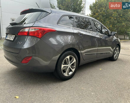 Сірий Хендай i30, об'ємом двигуна 1.58 л та пробігом 150 тис. км за 9800 $, фото 21 на Automoto.ua