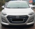 Хендай i30 2017 в Николаеве на Automoto.ua Серый Хендай i30, объемом двигателя 1.58 л и пробегом 228 тыс. км за 9999 $, фото 1 на Automoto.ua