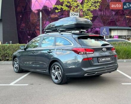 Серый Хендай i30, объемом двигателя 1.5 л и пробегом 55 тыс. км за 18490 $, фото 4 на Automoto.ua