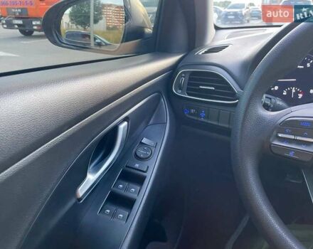 Сірий Хендай i30, об'ємом двигуна 1.5 л та пробігом 83 тис. км за 16500 $, фото 13 на Automoto.ua