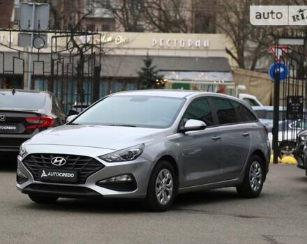 Сірий Хендай i30, об'ємом двигуна 1.5 л та пробігом 80 тис. км за 15900 $, фото 2 на Automoto.ua