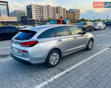 Сірий Хендай i30, об'ємом двигуна 1.5 л та пробігом 83 тис. км за 16500 $, фото 2 на Automoto.ua