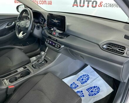 Серый Хендай i30, объемом двигателя 1.6 л и пробегом 173 тыс. км за 16650 $, фото 13 на Automoto.ua