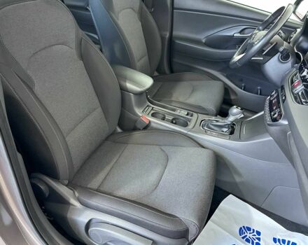 Серый Хендай i30, объемом двигателя 1.6 л и пробегом 173 тыс. км за 16650 $, фото 14 на Automoto.ua