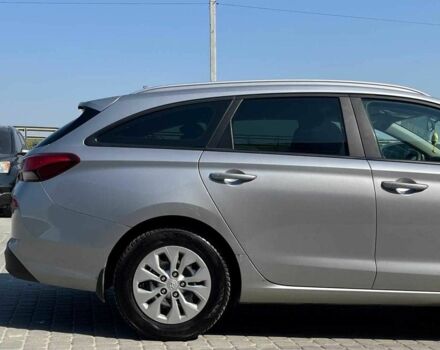 Серый Хендай i30, объемом двигателя 1.5 л и пробегом 188 тыс. км за 11590 $, фото 9 на Automoto.ua