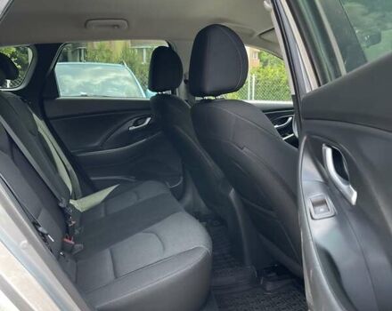 Сірий Хендай i30, об'ємом двигуна 1.5 л та пробігом 186 тис. км за 13150 $, фото 14 на Automoto.ua