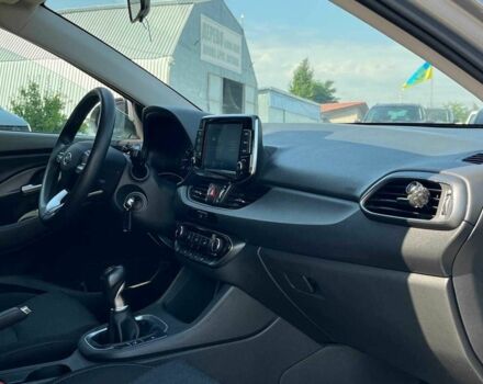 Серый Хендай i30, объемом двигателя 1.5 л и пробегом 188 тыс. км за 11590 $, фото 19 на Automoto.ua