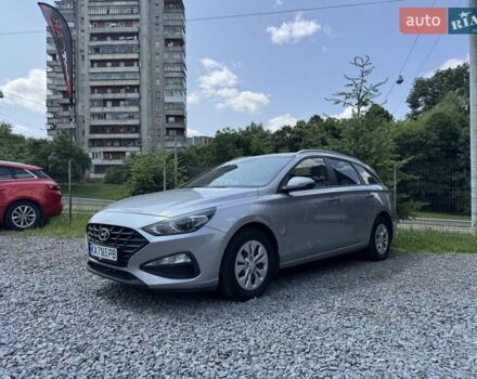 Сірий Хендай i30, об'ємом двигуна 1.5 л та пробігом 186 тис. км за 13150 $, фото 3 на Automoto.ua
