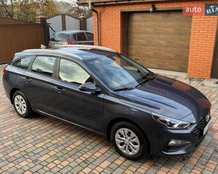 Серый Хендай i30, объемом двигателя 1.5 л и пробегом 3 тыс. км за 19999 $, фото 10 на Automoto.ua